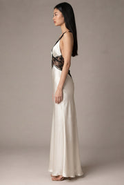 Women's Halter Lace Patchwork Hollow Satin Dress Sexy Backless Senior Sense Of Long Dress — White. — AI-generated studio right-side profile