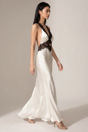 Women's Halter Lace Patchwork Hollow Satin Dress Sexy Backless Senior Sense Of Long Dress — White. — AI-generated studio left-side walking view